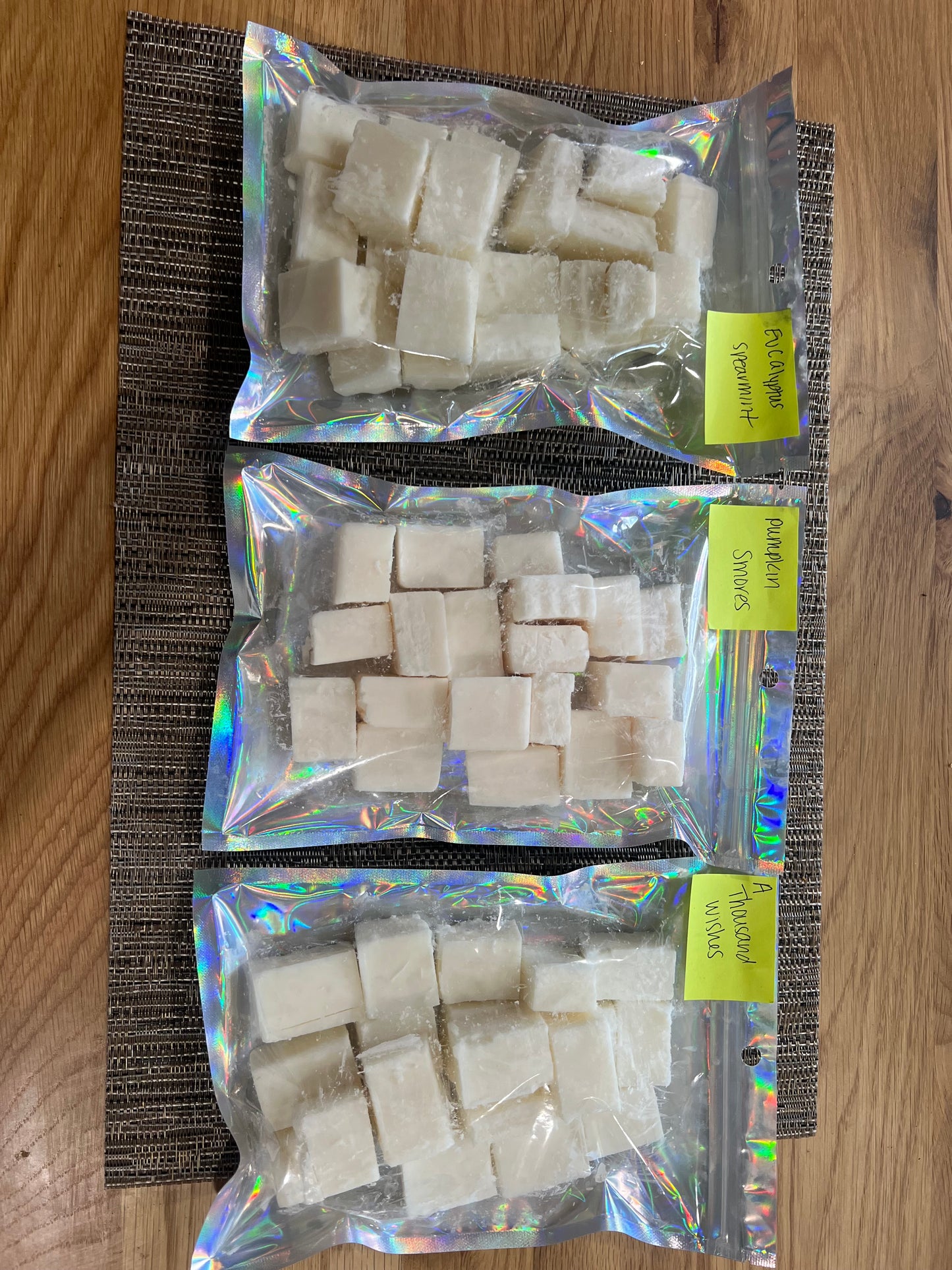 Handmade Soy Wax Melts β Natural & Long-Lasting Scents