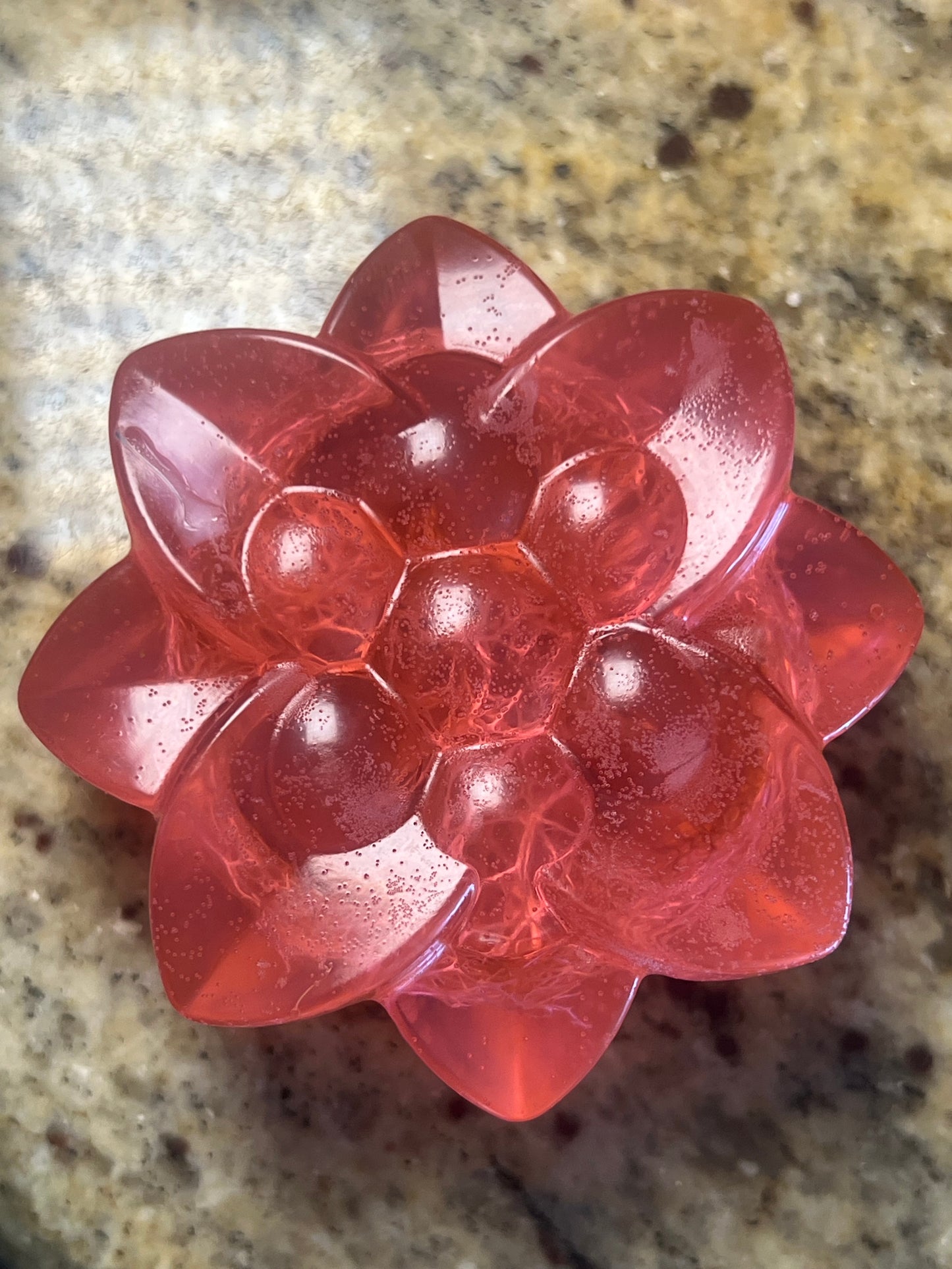 Bloom Bar – Rose Quartz Loofah Soap