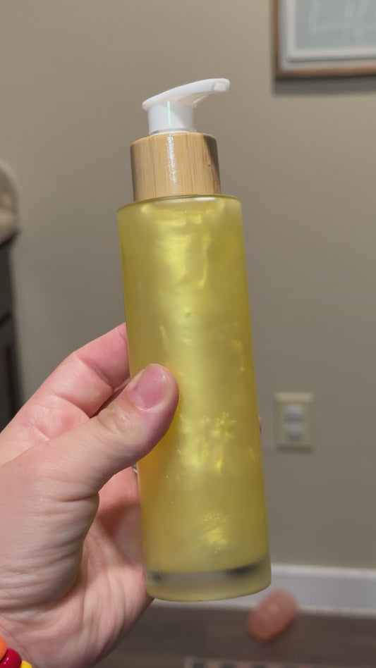Vanilla Cashmere Shimmer Body Oil